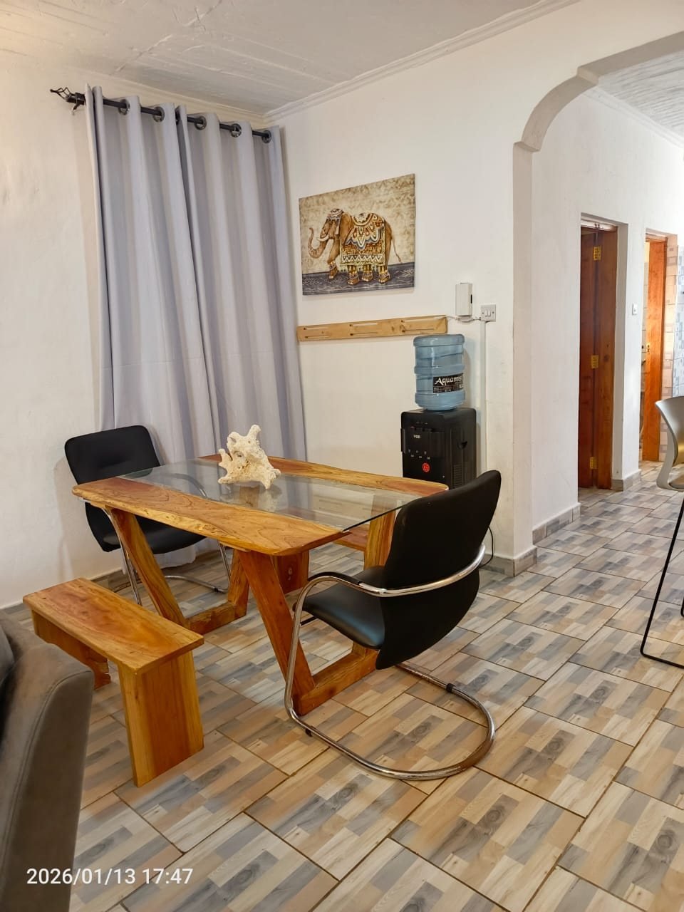Stone & Timber Villa gallery image 4
